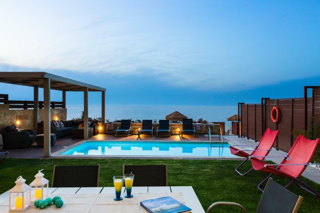 Espera Luxury Beach Front Residence With Pool & Bbq, By Thinkvilla Rethymno (Crete) Bagian luar foto